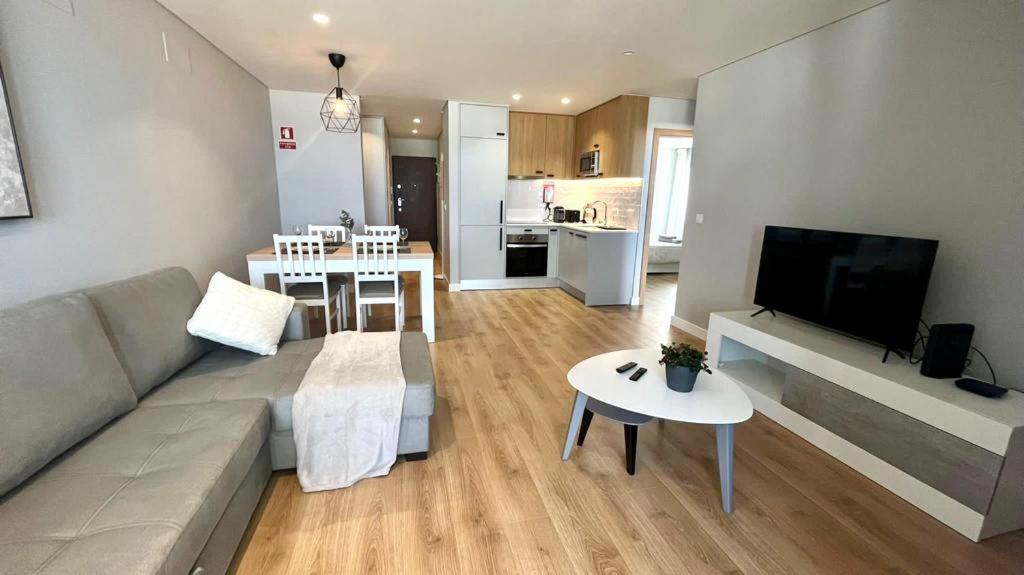 T2 Com Uma Vista Deslumbrante Sobre O Atlantico! Apartment Costa da Caparica Bagian luar foto